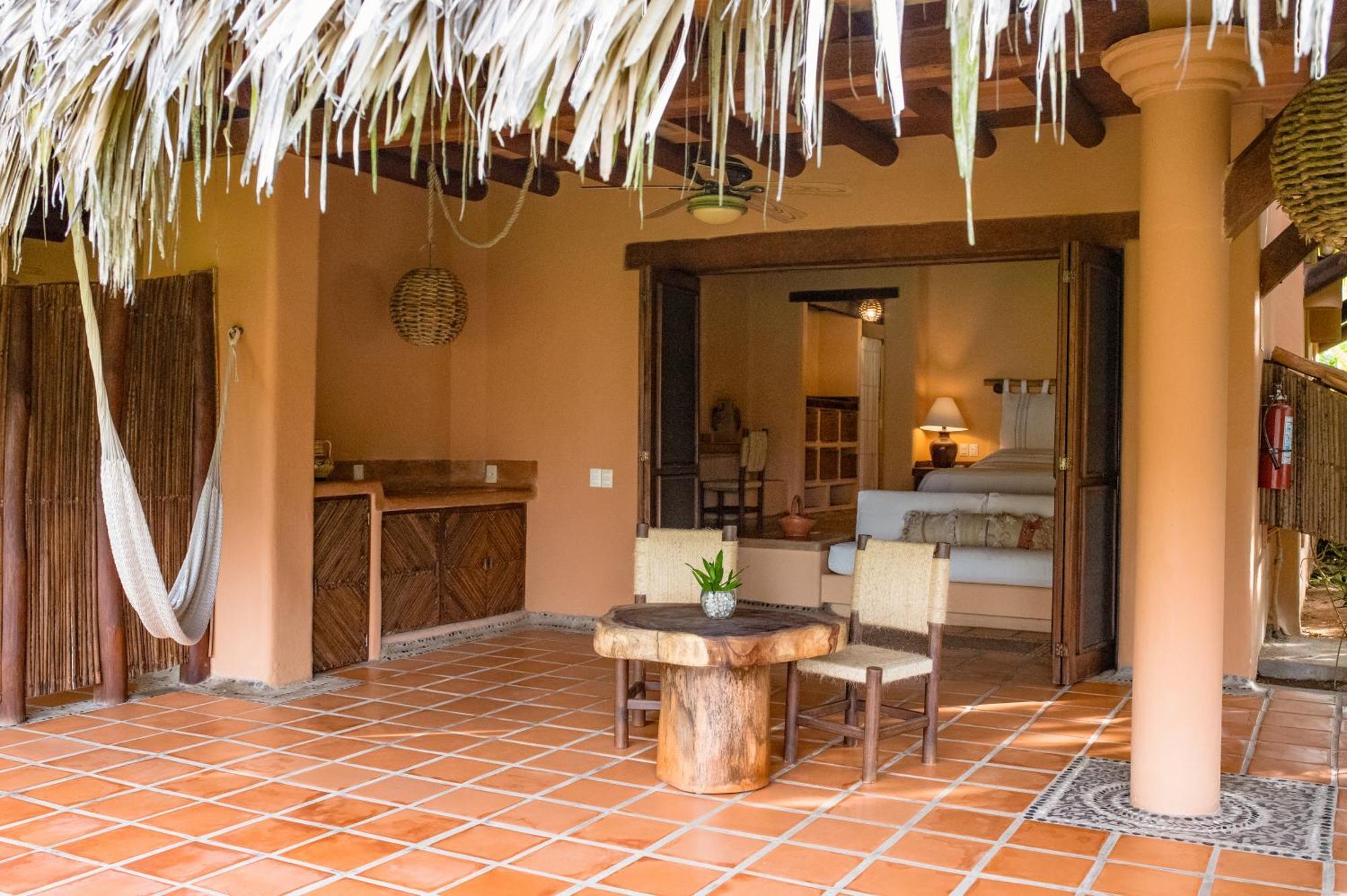 Puertas Paraiso Hotel Boutique ซีฮัวตาเนโค ภายนอก รูปภาพ