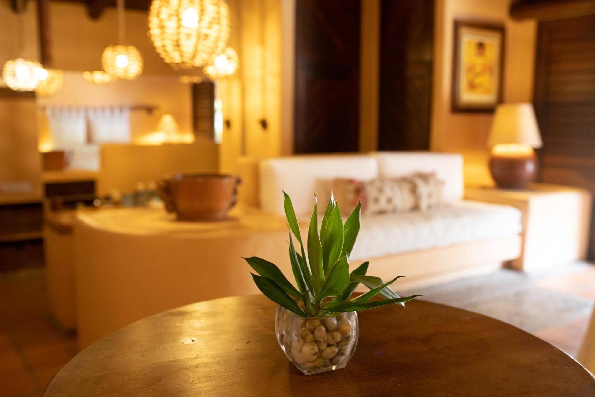 Puertas Paraiso Hotel Boutique ซีฮัวตาเนโค ภายนอก รูปภาพ