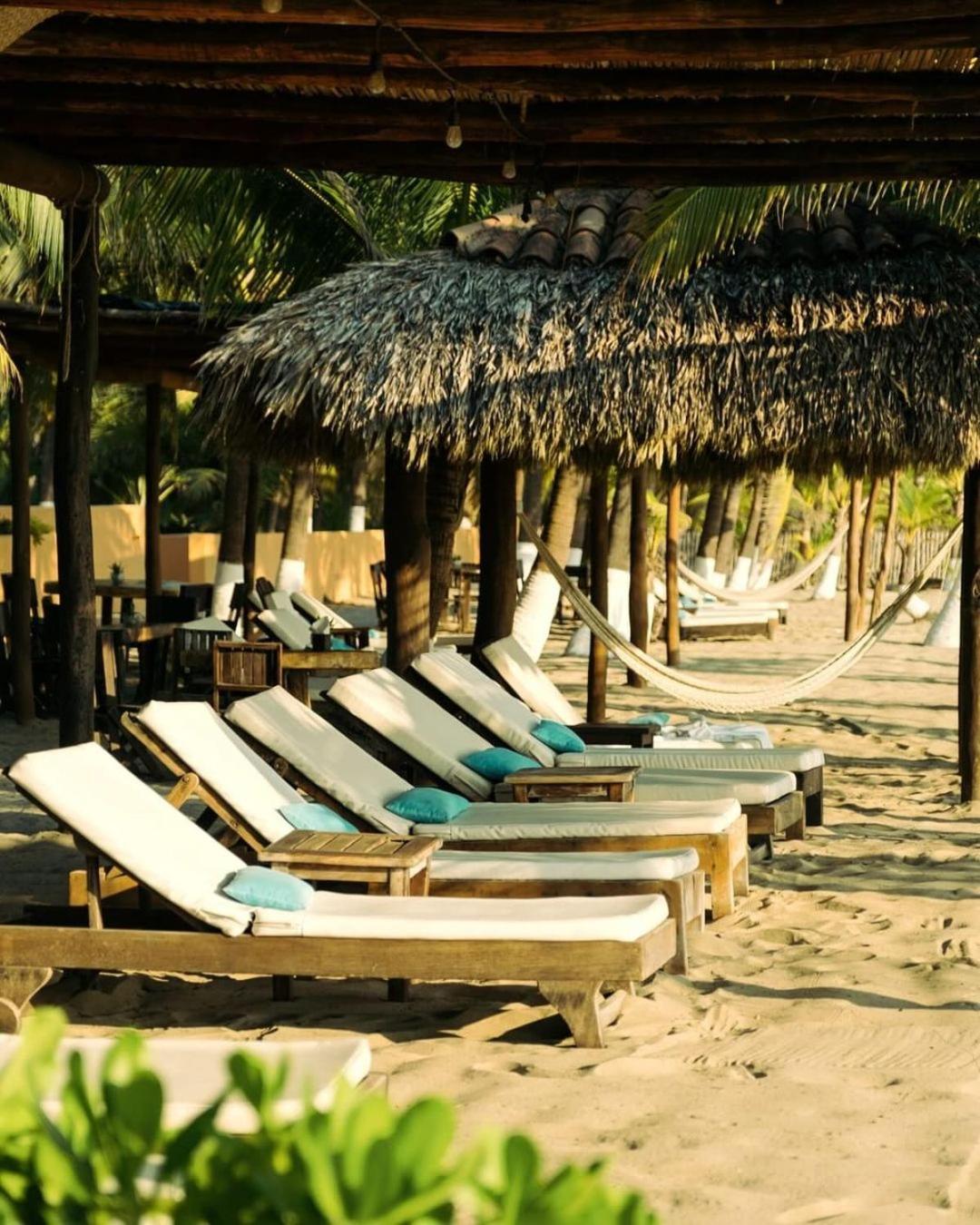 Puertas Paraiso Hotel Boutique ซีฮัวตาเนโค ภายนอก รูปภาพ